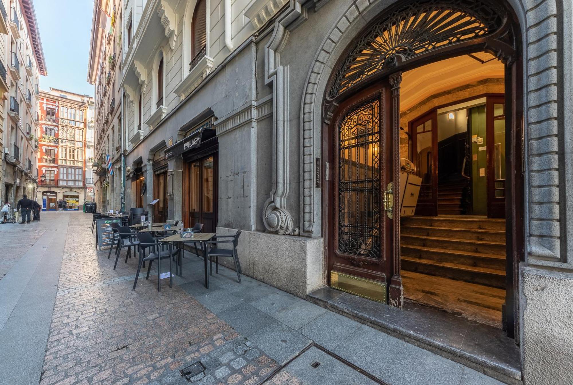 Apartamento En El Mismo Corazon Del Casco Viejo Bilbao Dış mekan fotoğraf